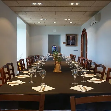 Els Angels Hotel & Restaurant מלון